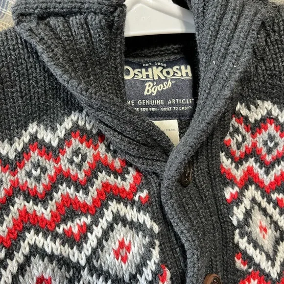 OshKosh B’gosh Boy’s Nordic Size 2T Red and Gray Cardigan Button Up Sweater - Picture 6 of 7